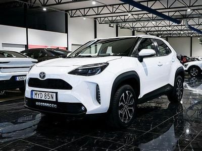 Vit Begagnad 2022 Toyota Yaris Cross SUV | 199 500 kr
