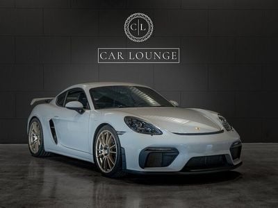 Porsche 718 Cayman GT4