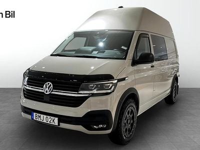 Grå Begagnad 2023 VW Transporter Van | 699 900 kr
