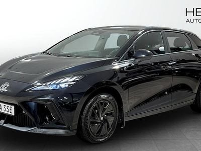 Svart Begagnad 2023 MG MG4 EV Halvkombi | 244 900 kr (Marknadspris)