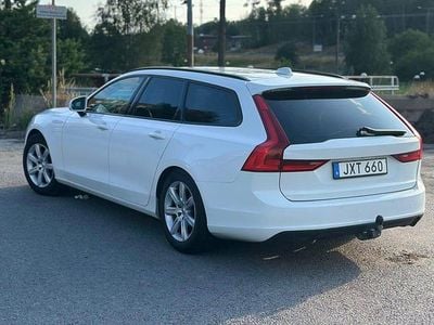 Begagnad 2017 Volvo V90 Business Edition Kombi | 134 900 kr (Bra pris)