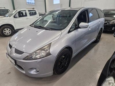 Begagnad Mitsubishi Grandis 165 HK (121 kW) 2007 Silver Minibuss