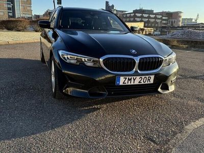 begagnad BMW 330e Steptronic M Ratt & Stol / CarPlay, Harmann-Kardon