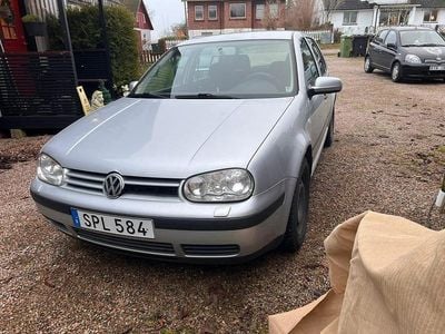 Begagnad 2002 VW Golf IV Halvkombi | 14 500 kr (Marknadspris)