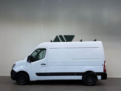 Nissan NV400