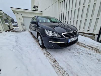 Begagnad Peugeot 308 SW 120 HK (88 kW) 2015 Kombi