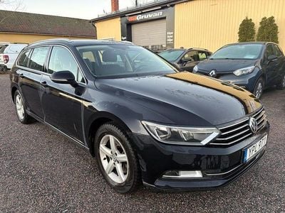 Svart Begagnad 2017 VW Passat Kombi | 134 900 kr (Marknadspris)