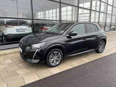 begagnad Peugeot e-208 Allure 50kWh 136hk Carplay 11kW V-hjul