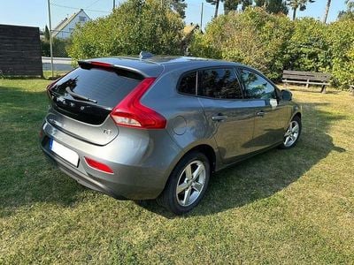 Begagnad 2017 Volvo V40 | 140 000 kr