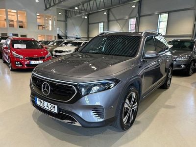 Mörkgrå Begagnad 2022 Mercedes EQB300 Electric Art SUV | 309 500 kr (Marknadspris)