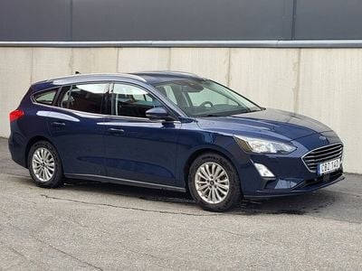 Blå Begagnad 2019 Ford Focus Titanium Kombi | 179 900 kr (Lite dyr)