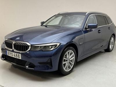 Blå Begagnad 2022 BMW 330 Sport Line Kombi | 280 000 kr (Marknadspris)