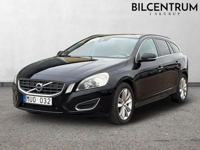 Svart Begagnad 2013 Volvo V60 Momentum Kombi | 69 900 kr (Bra pris)