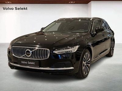 Begagnad Volvo V90 Core 355 HK (261 kW) 2023 Svart Kombi