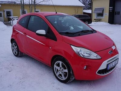 Begagnad Ford Ka Titanium 69 HK (50 kW) 2009 Röd Halvkombi