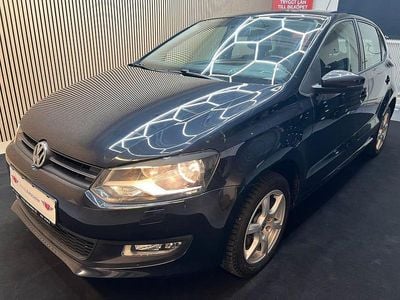 Svart Begagnad 2011 VW Polo Halvkombi | 64 900 kr (Marknadspris)