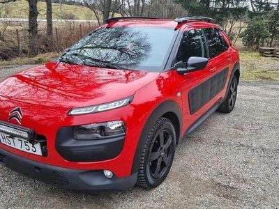 Röd Begagnad 2015 Citroën C4 Cactus Halvkombi | 70 000 kr (Marknadspris)