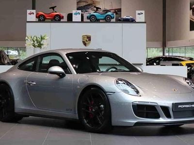 Porsche 911 Carrera GTS
