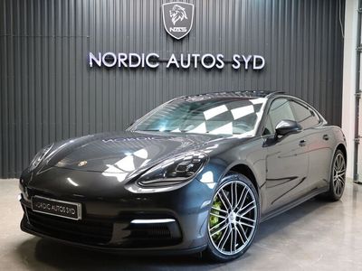 Porsche Panamera 4