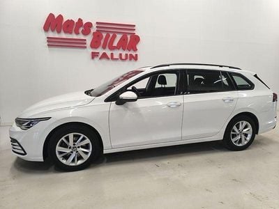 Begagnad VW Golf VIII 150 HK (110 kW) 2022 Vit Kombi