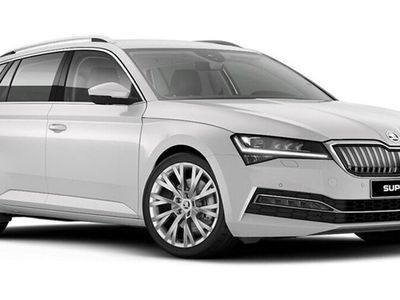 begagnad Skoda Superb iV Kombi Style DSG Plug-in Hybrid 2023, Kombi