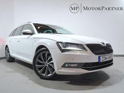 Begagnad Skoda Superb LAURIN & KLEMENT 190 HK (139 kW) 2018 Vit Kombi