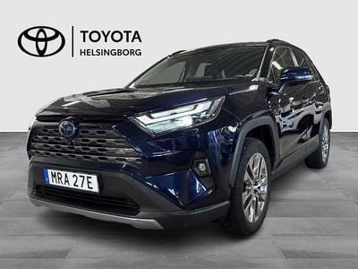 Blå Begagnad 2023 Toyota RAV4 Hybrid Executive SUV | 429 900 kr (Lite dyr)