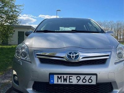 Toyota Auris Hybrid