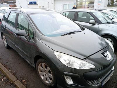 begagnad Peugeot 308 SW 1.6 HDi FAP Euro 4 drag