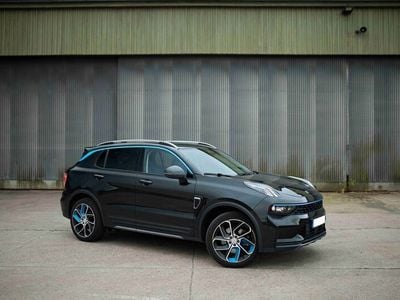Lynk & Co 01