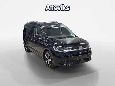 Svart Begagnad 2022 VW Caddy Maxi Minibuss | 329 900 kr