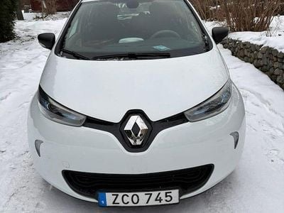 Begagnad Renault Zoe 67 kW (92 HK) 2019 Halvkombi