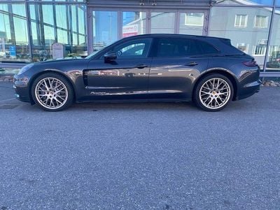 Volcano grey metallic Begagnad 2020 Porsche Panamera Sport Turismo Kombi | 915 000 kr