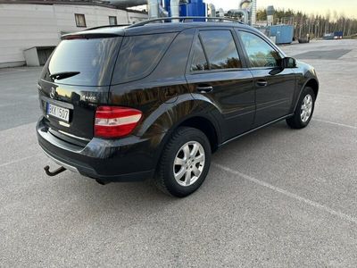 Mercedes ML320