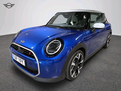 Blå Begagnad 2024 Mini Cooper S Halvkombi | 404 900 kr