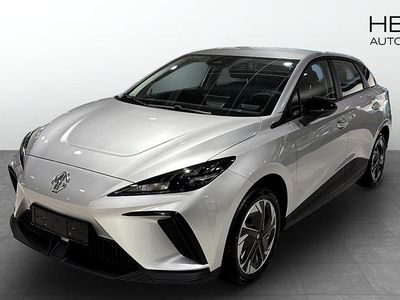 Grå Begagnad 2024 MG MG4 EV Halvkombi | 377 990 kr