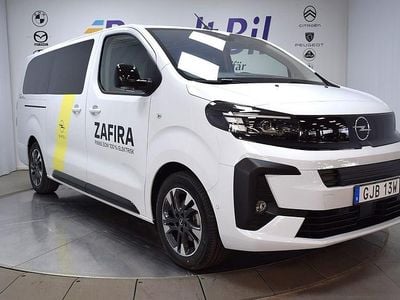Vit Ny 2025 Opel Zafira Minibuss | 586 950 kr