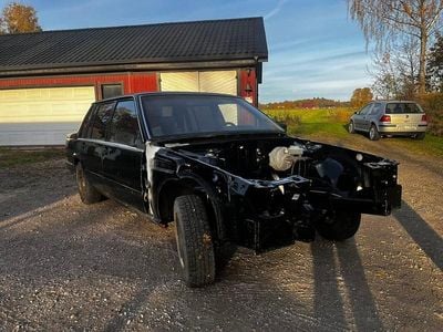 Svart Begagnad 1990 Volvo 740 | 75 000 kr
