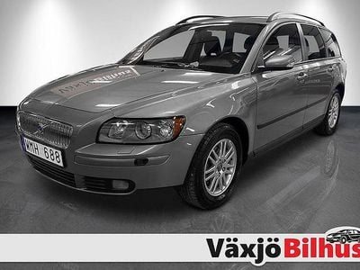 Grå Begagnad 2005 Volvo V50 Kinetic Kombi | 69 900 kr (Dyr)