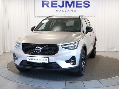 Begagnad Volvo XC40 Plus 200 HK (147 kW) 2023 Ljusgrå SUV