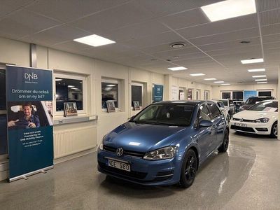 Begagnad VW Golf VII 105 HK (77 kW) 2013 Blå