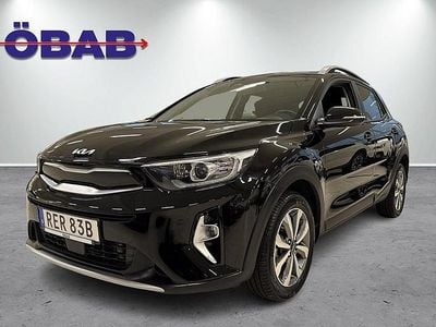 Svart Begagnad 2022 Kia Stonic Advance SUV | 238 900 kr (Marknadspris)
