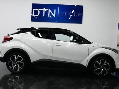 Begagnad Toyota C-HR Style 122 HK (89 kW) 2018 Vit SUV