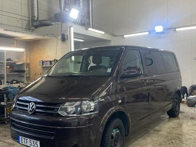 begagnad VW Caravelle 2.0 TDI Comfortline Euro 5