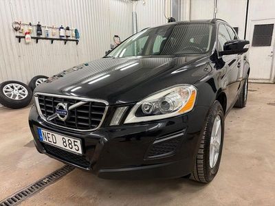 Svart Begagnad 2012 Volvo XC60 SUV | 129 500 kr (Lite dyr)