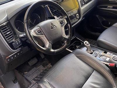 Mitsubishi Outlander P-HEV