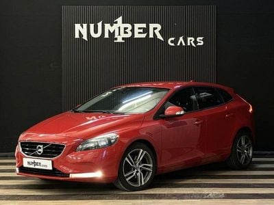 Begagnad Volvo V40 Kinetic 116 HK (85 kW) 2013 Röd Kombi