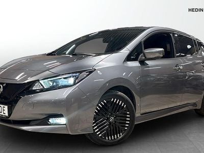 Grå Begagnad 2022 Nissan Leaf N-Connecta Halvkombi | 184 900 kr (Marknadspris)