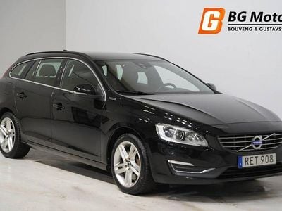 Begagnad Volvo V60 Momentum 231 HK (169 kW) 2017 Svart Kombi