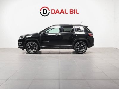 begagnad Jeep Compass 1.4 4WD KAMERA NAV RATTVÄRME ACC BI-XENON 2019, SUV
